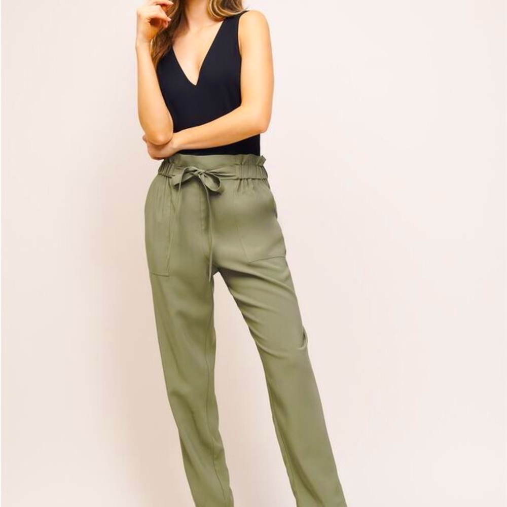 Dynamite paperbag ankle pants in purple